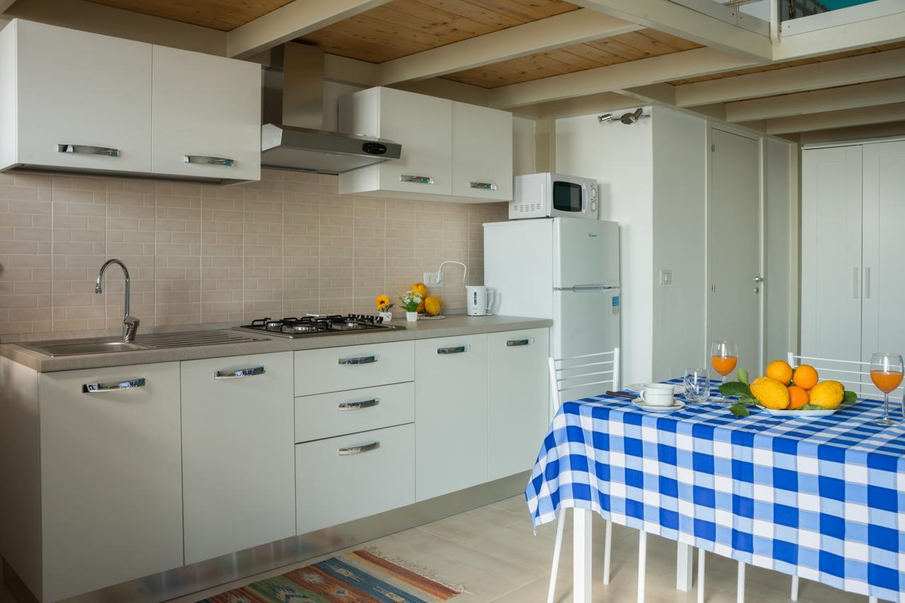 Joanna Studio Flat 217 Giardini Naxos Esterno foto