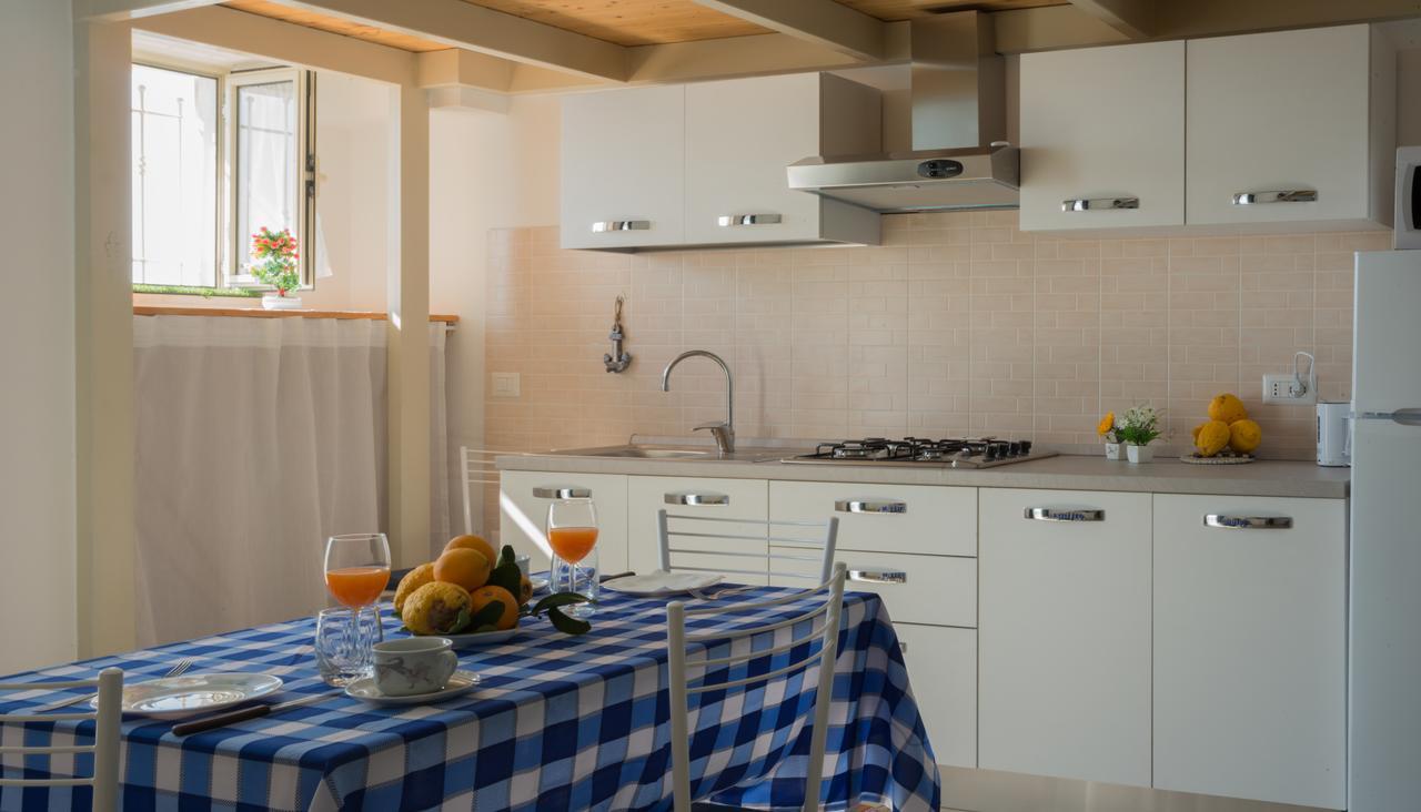 Joanna Studio Flat 217 Giardini Naxos Esterno foto